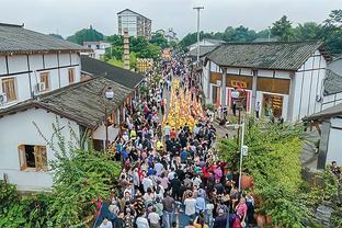 弗洛伦蒂诺新年祝福：圣诞快乐2024年梦想成真，健康和平幸福